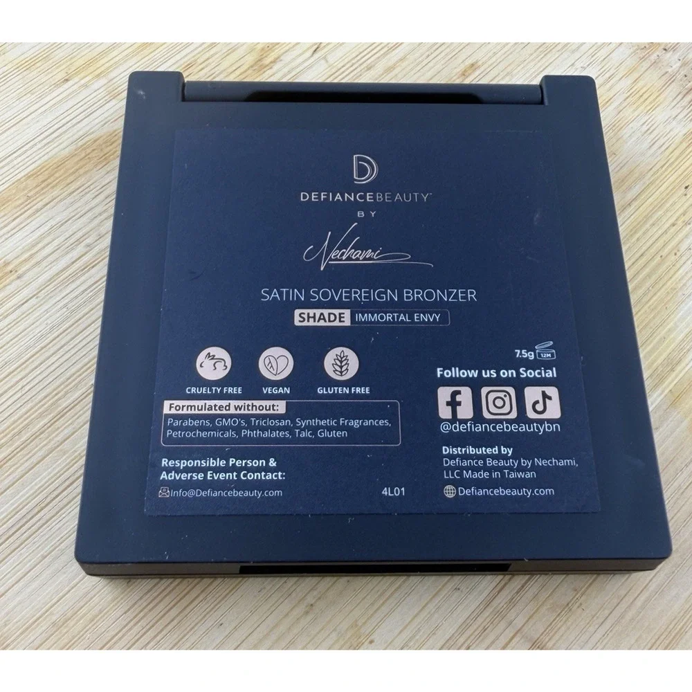 Defiance Beauty Satin Sovereign Bronzer Immortal Envy Matte Bronzer 7.5g Vegan N